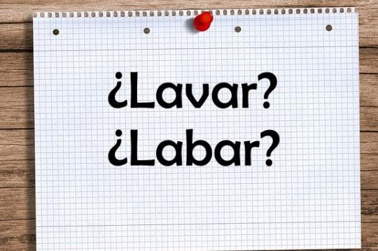 labar o lavar como se escribe correctamente